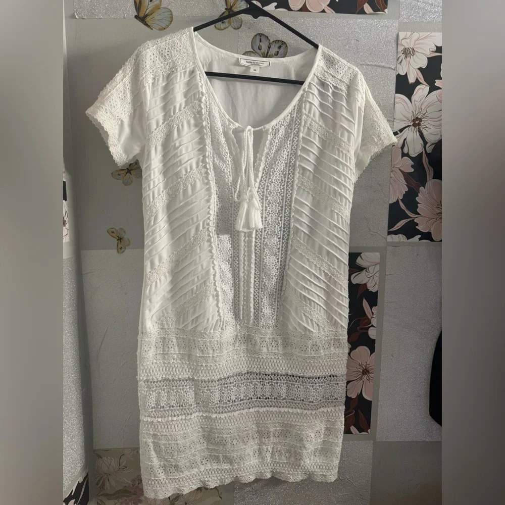 Elegant Belle & Bloom Dress - Picture 5 of 8